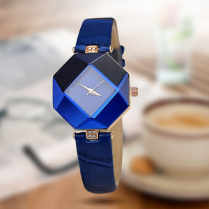 Geometry Crystal Leather Quartz Wristwatch